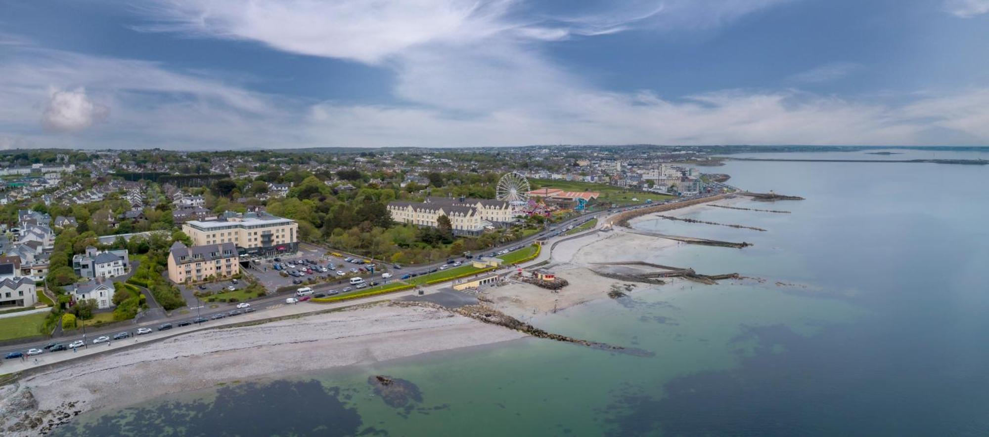 Salthill Hotel Galway Exterior photo