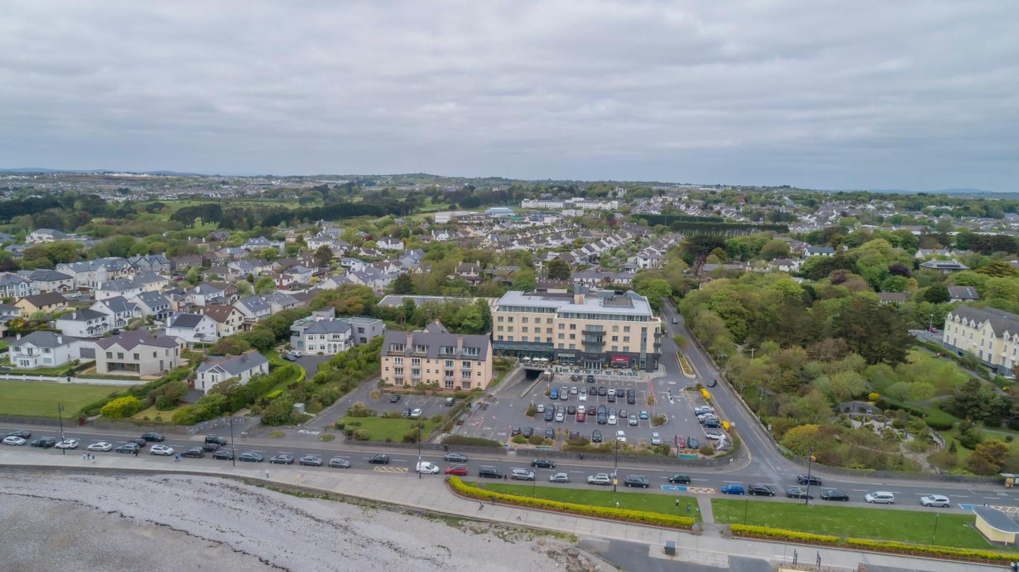 Salthill Hotel Galway Exterior photo